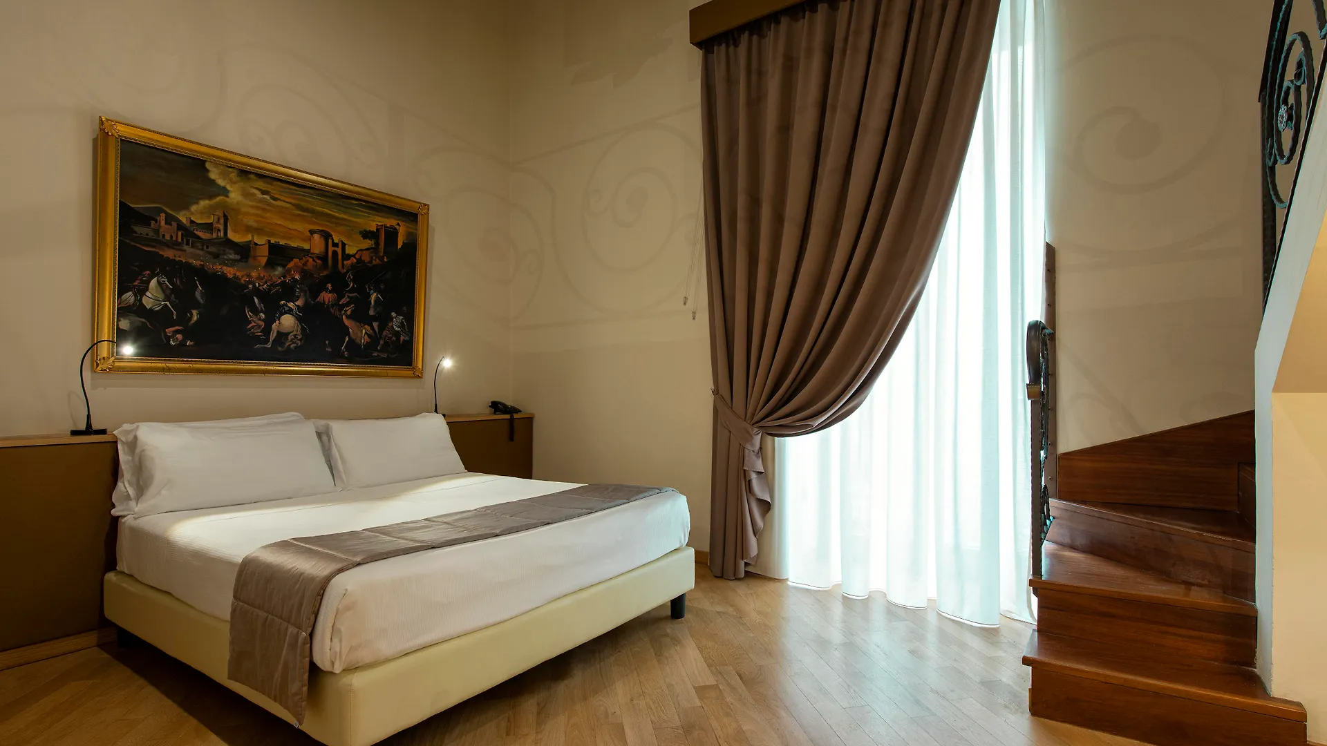 ***  Grand Hotel Europa & Restaurant Naples Italy