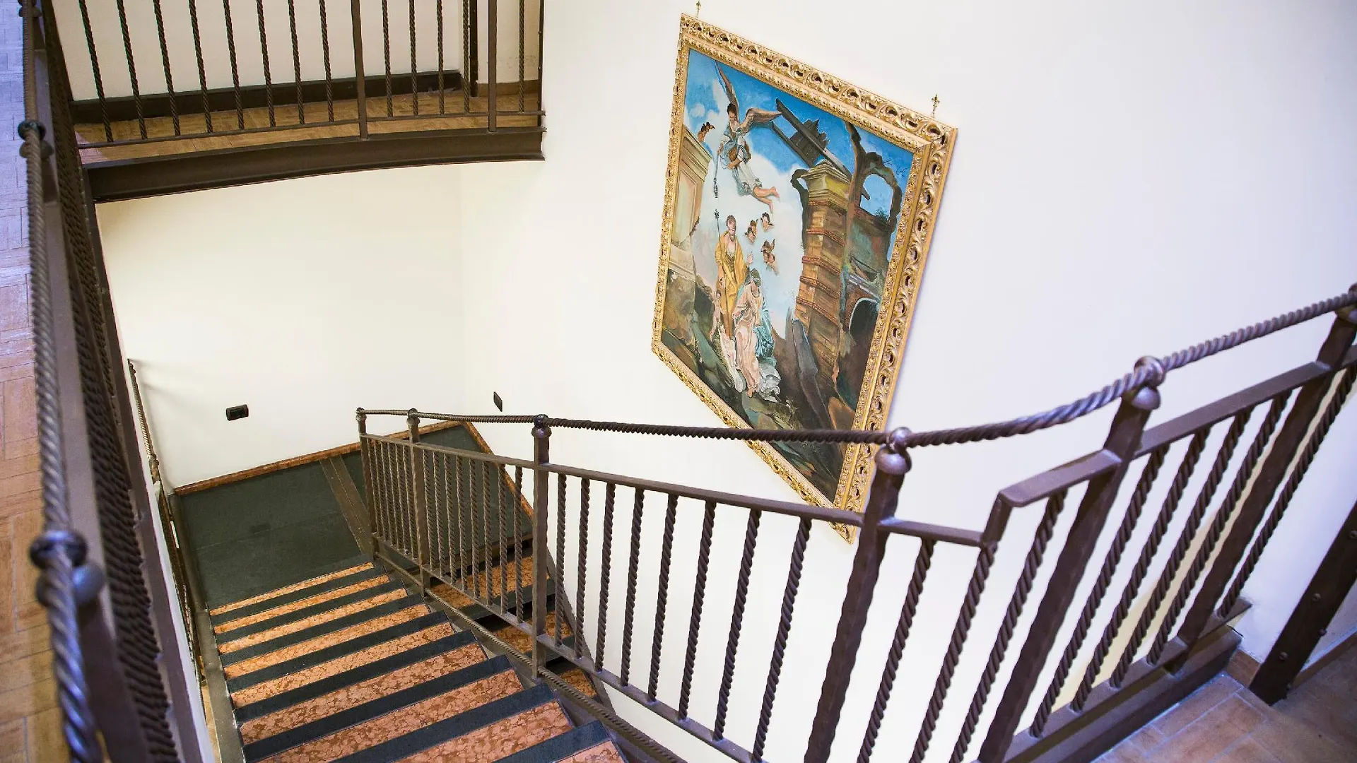 Grand Hotel Europa & Restaurant Naples Italy