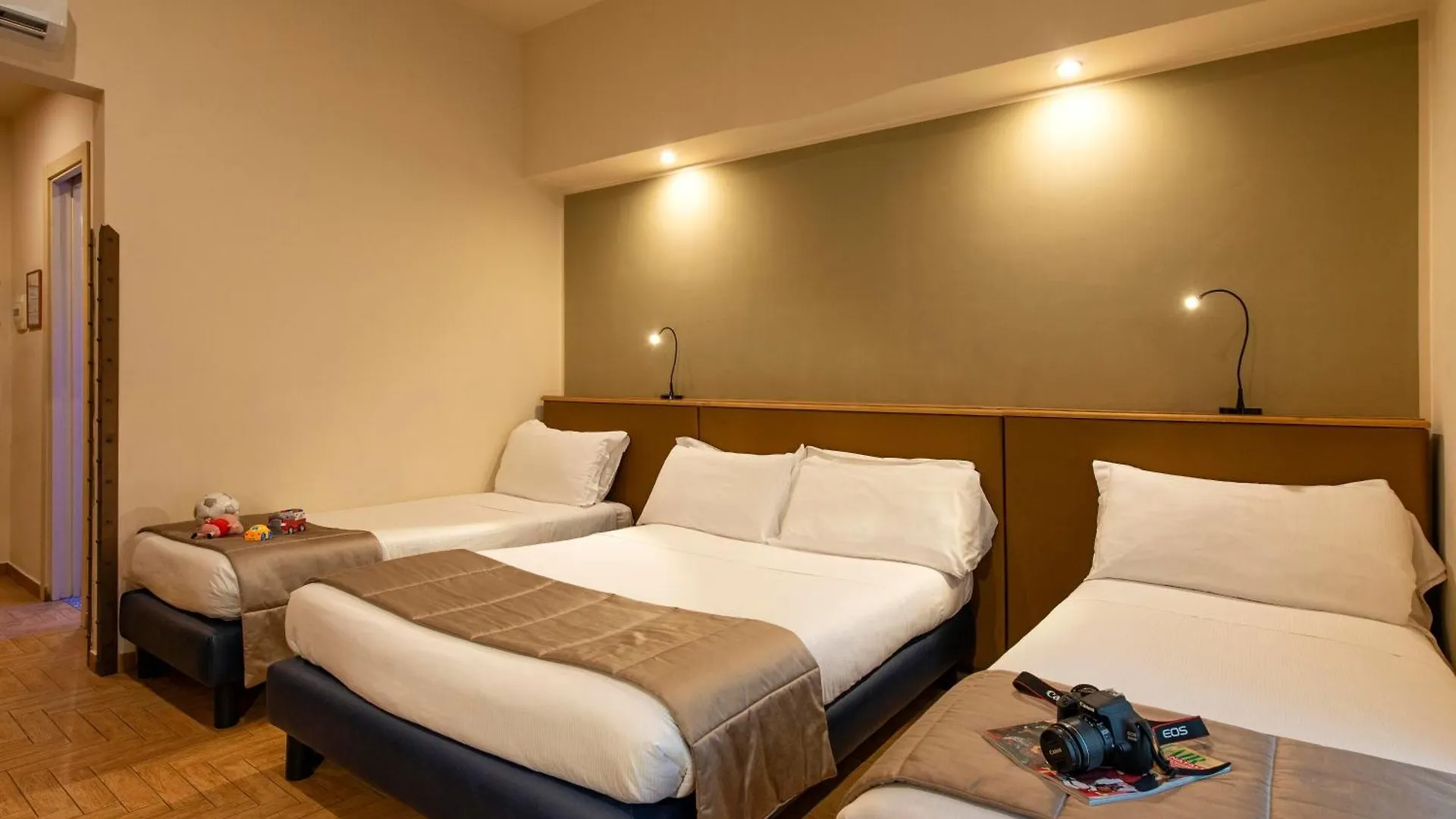 Grand Hotel Europa & Restaurant Naples