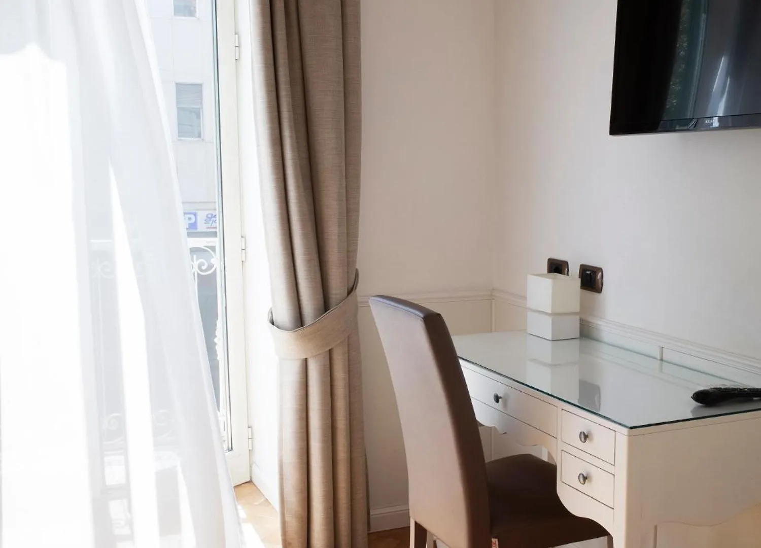 Grand Hotel Europa & Restaurant Naples