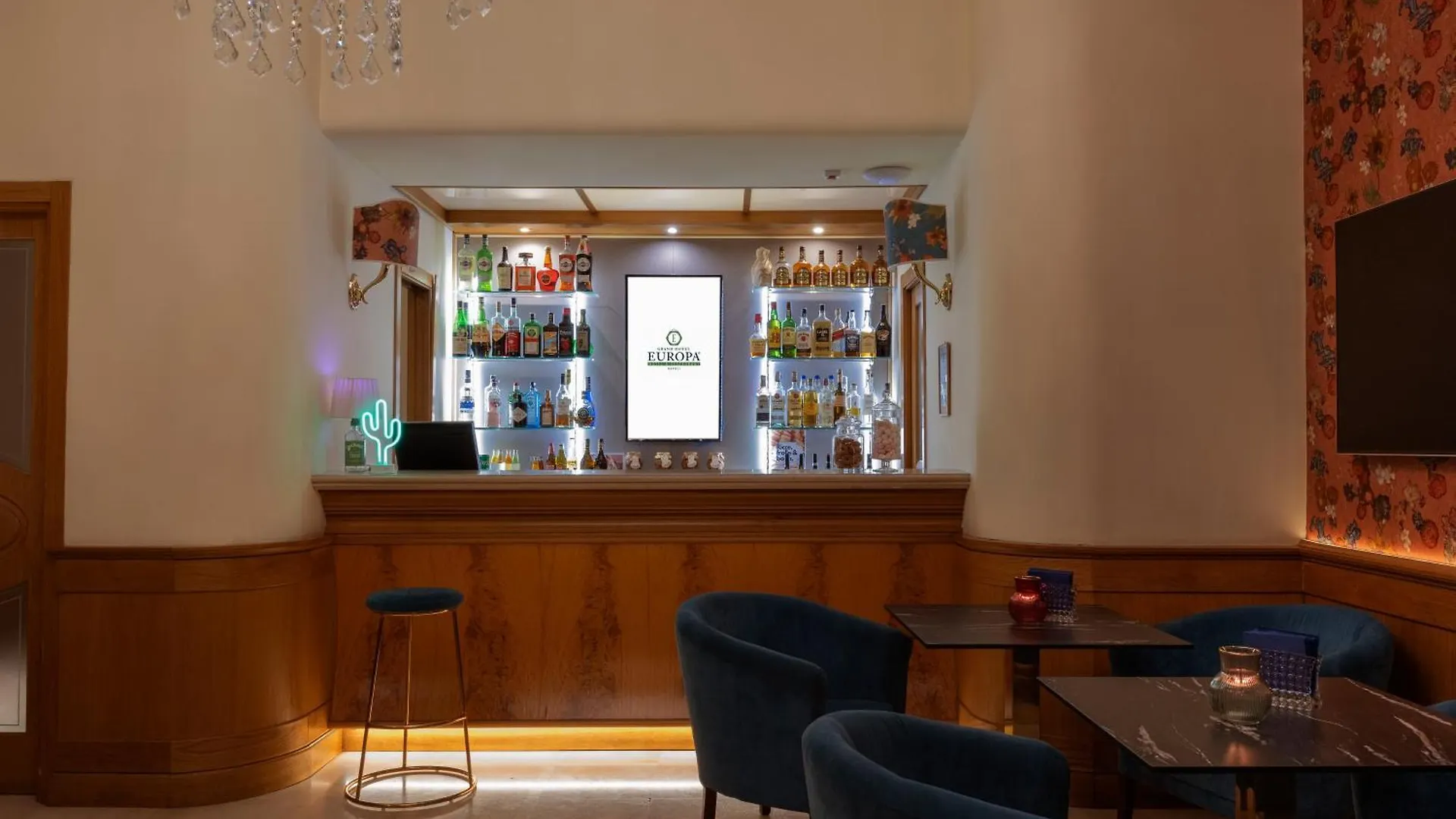 נאפולי Grand Hotel Europa & Restaurant