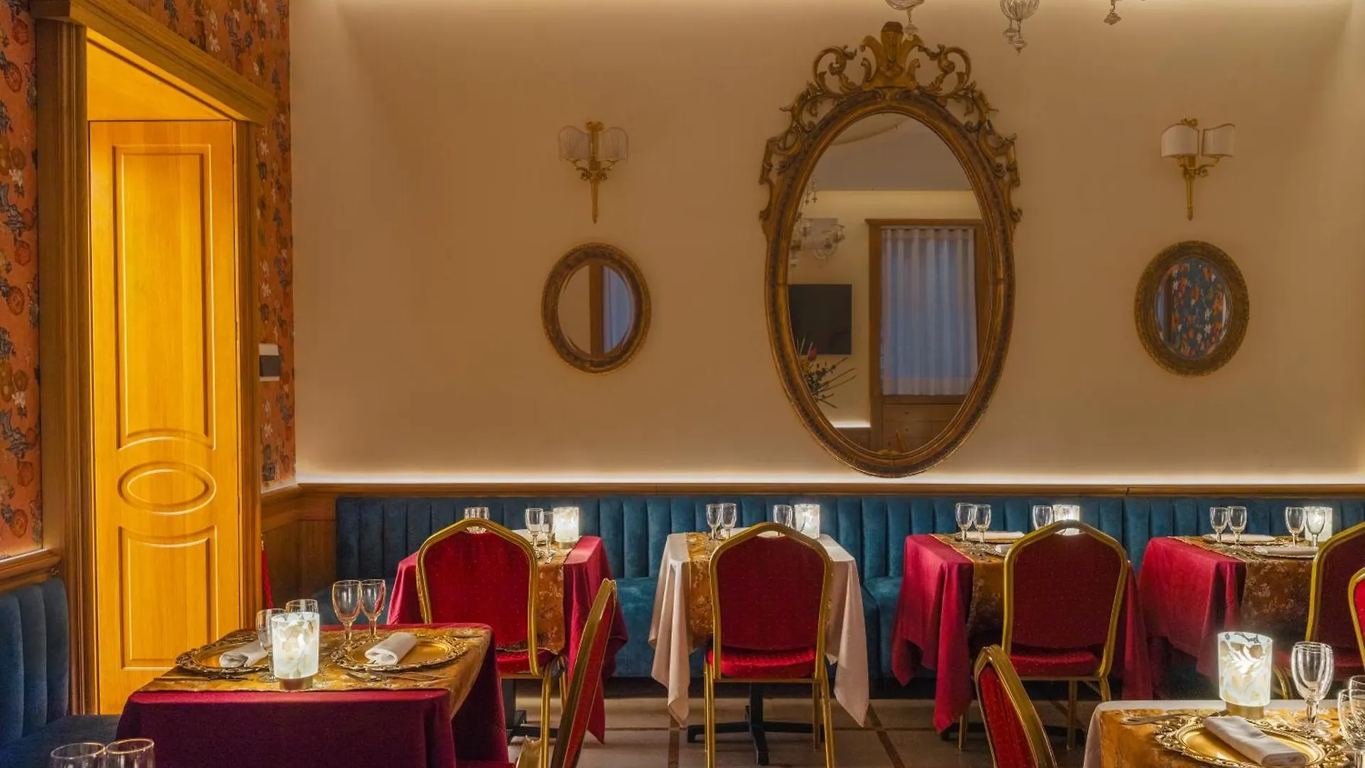 Grand Hotel Europa & Restaurant Naples 3*,  Italy