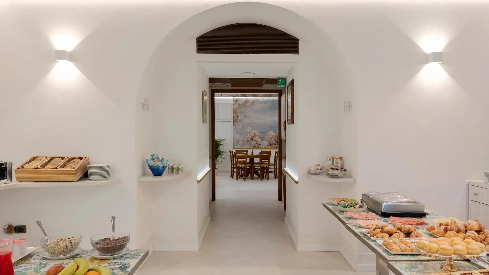 Grand Hotel Europa & Restaurant Naples